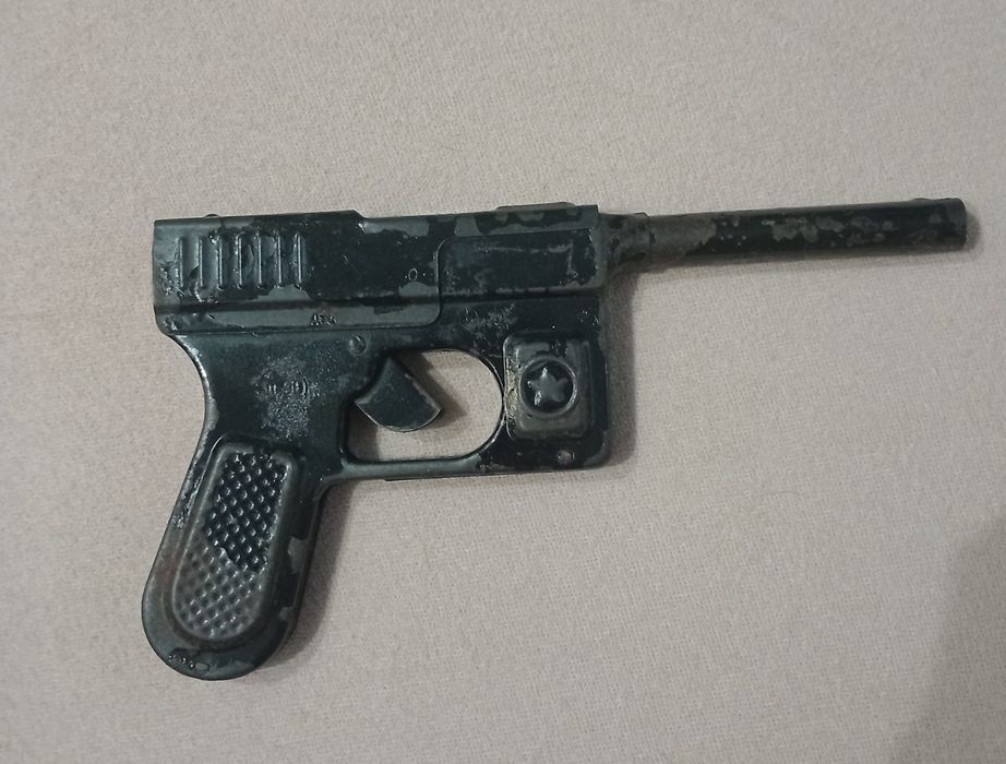 Пистолет-маузер на пистонах.СССР.Метал.: 200 грн. - Пістолети Дніпро на Olx