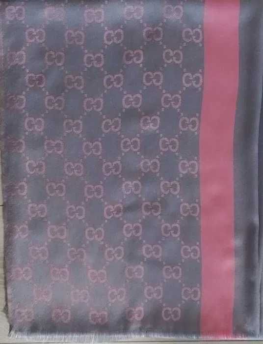 Kaszmirowy duży szal 184x 68cm. marki Gucci