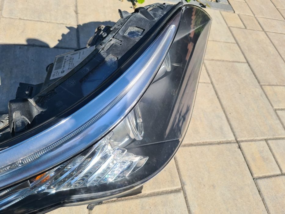 Przednia prawa lampa H7 BMW 5 E60 sedan E61 kombi po liftingu 2007-2012r