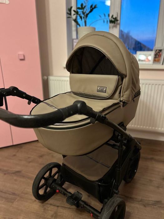 Коляска Baby Pram.