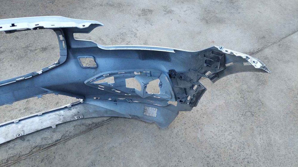 Volvo V60 CC бампер передній