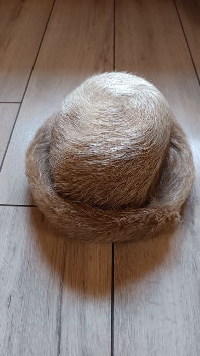 Czapka kapelusz z nutrii z szalikiem