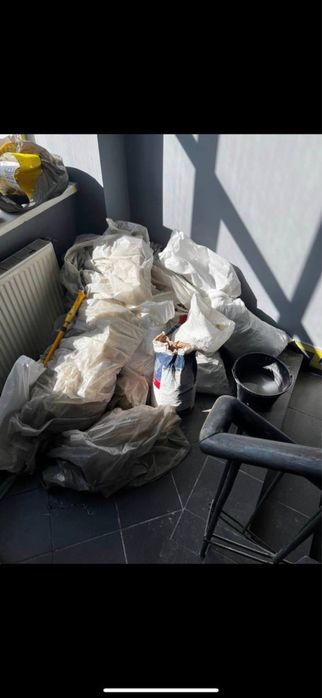 Вантажники, різноробочі, вантажні послуши, текелажники. Зніс матеріалі