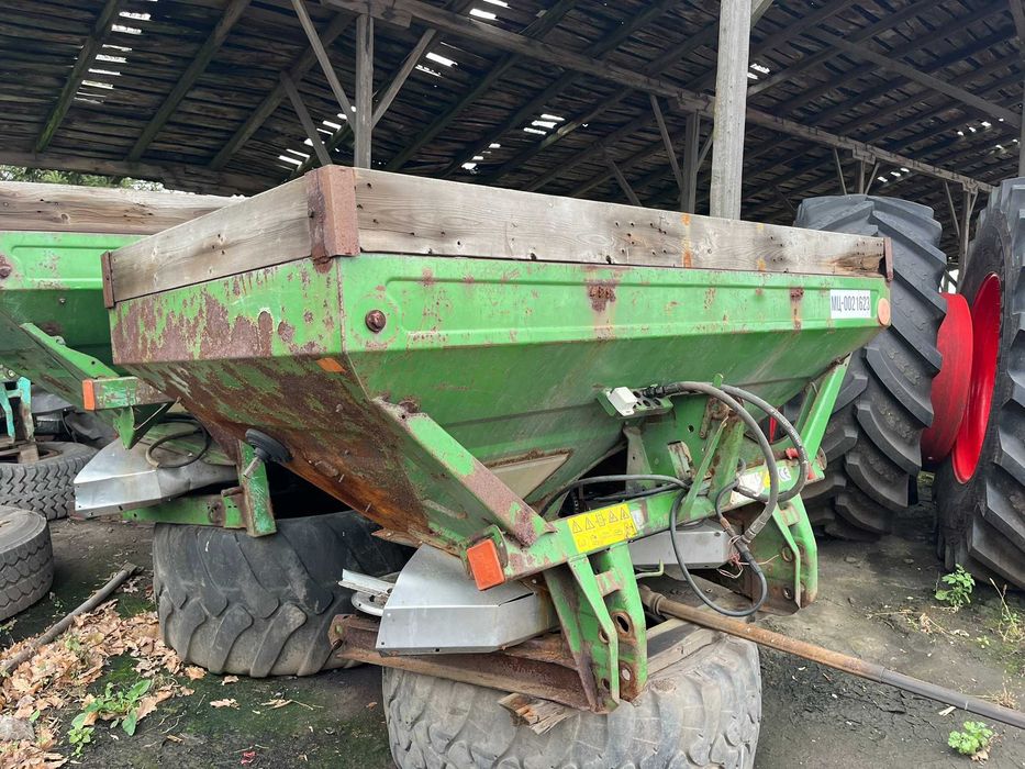Розкидач добрив Amazone ZAM-24