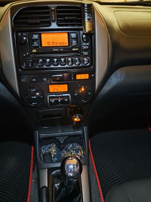 Toyota RAV4 2003