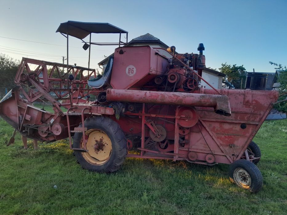 Комбайн, massey ferguson 86