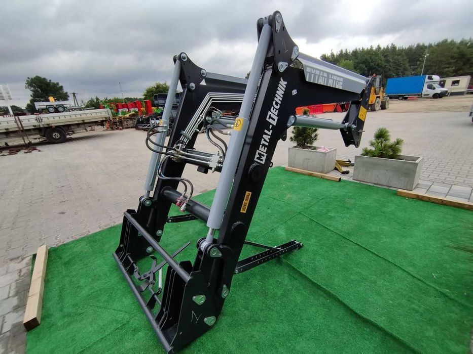 Ładowacz Czołowy TUR John Deere Claas Case New Holland Zetor Montaż