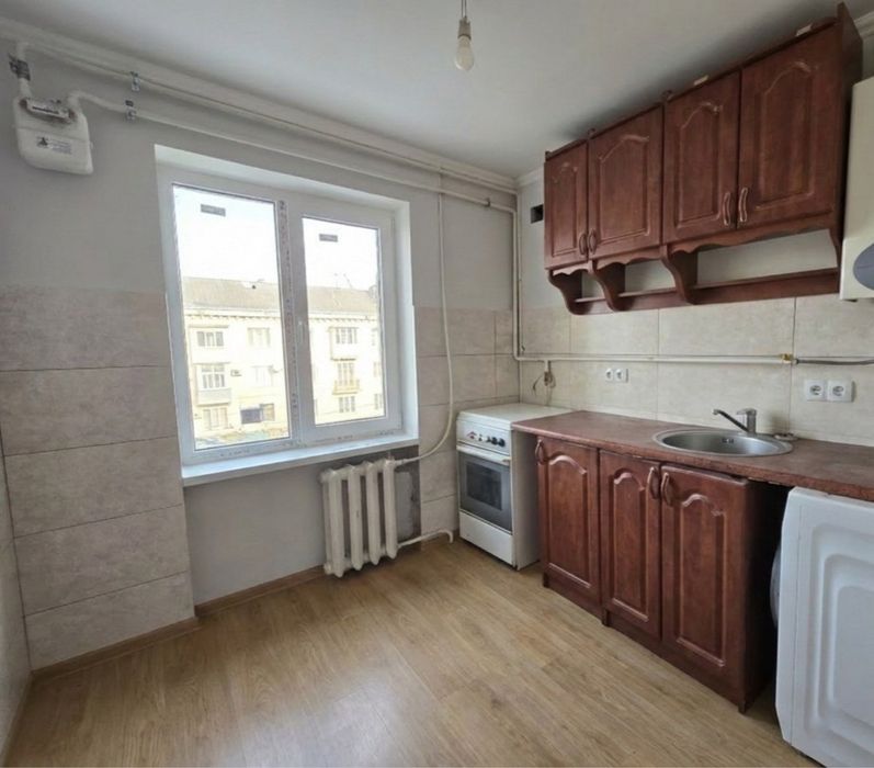 Продам 1 кімн. хрущовку з ремонтиком, ПРОСПЕКТ НЕЗАЛЕЖНОСТІ - ГОЛОВНА