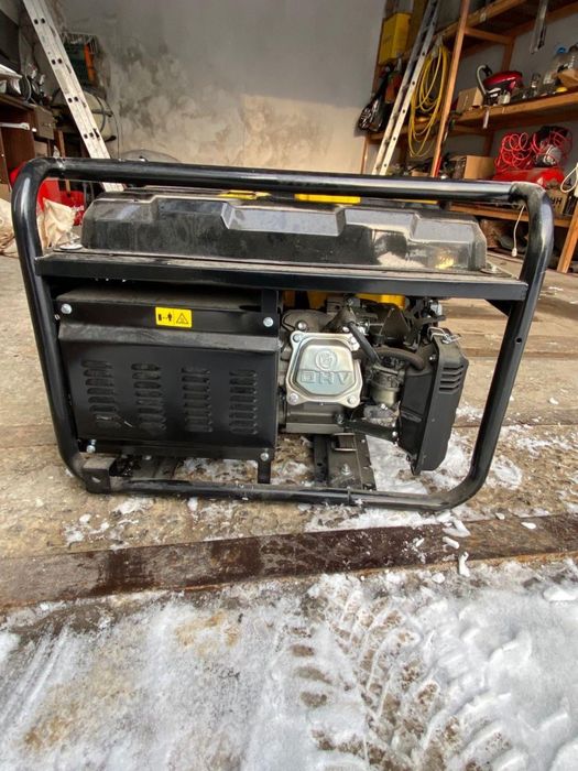 Бензиновий генератор STANLEY SG2400B