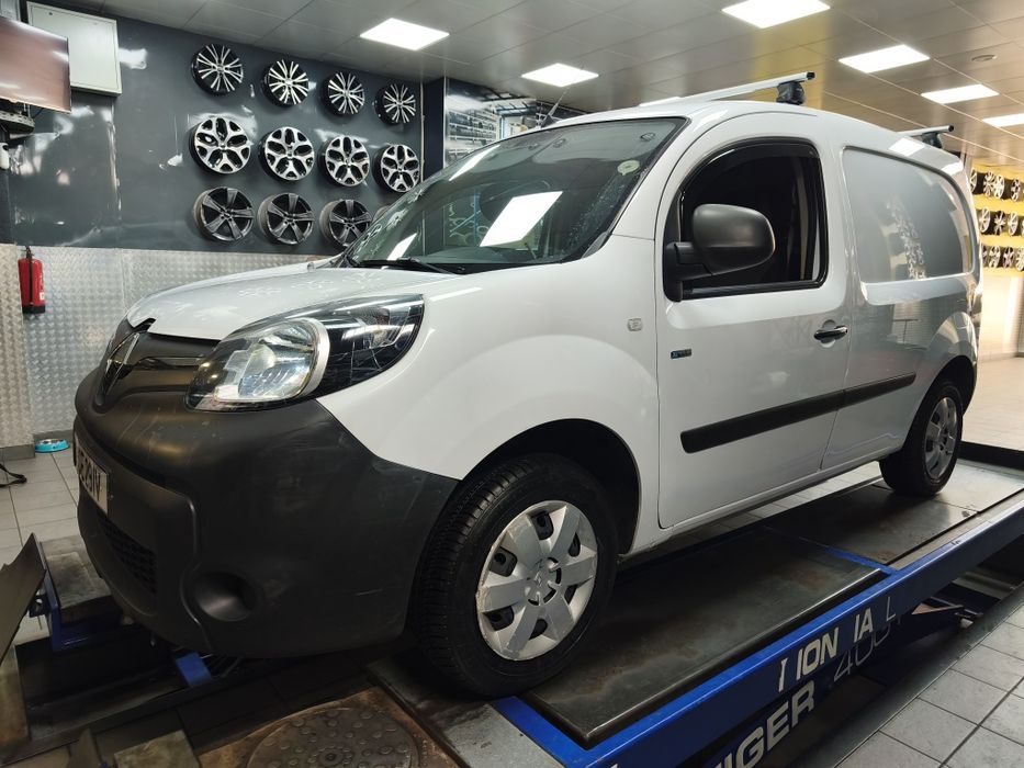 Kangoo Elétrica ZE Etech 33Kw 2020 IVA DEDUTIVEL