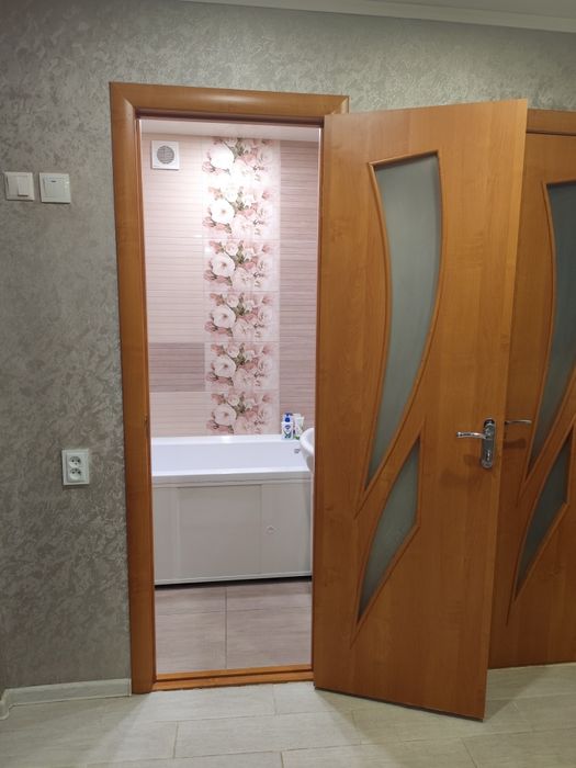 Продам 3-кімнатну квартиру у Шевченківському районі