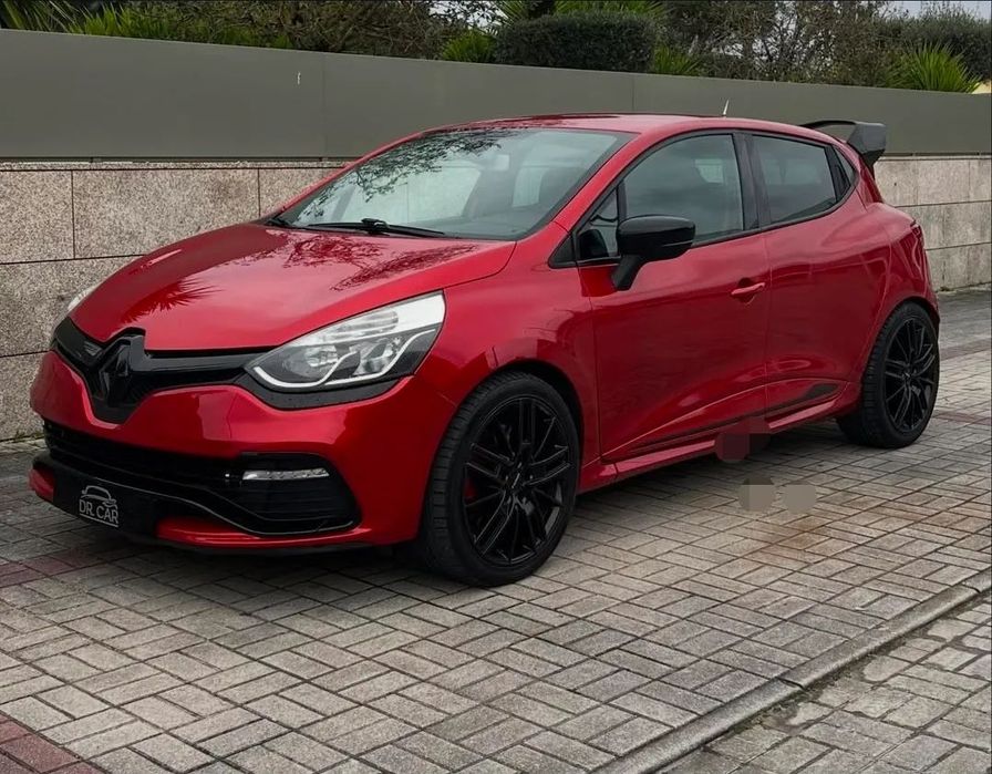 Renault Clio 1.6 T RS Trophy EDC