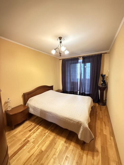 Подобова оренда 3 кім. квартири 3 окремих ліжка