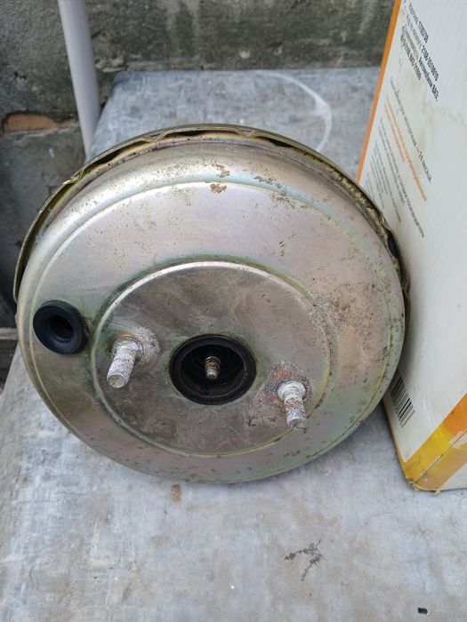 Усілітель тормозов ВАЗ 09 вакумний