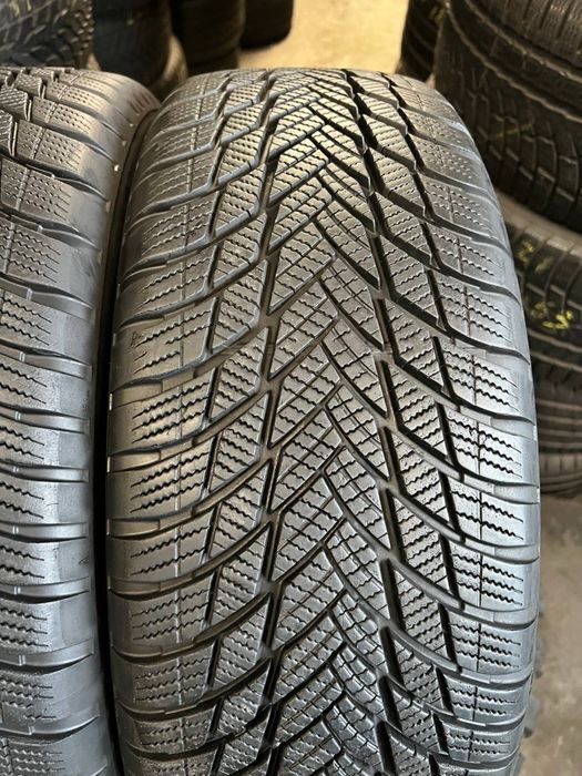 Шини Зимові 205х60хR16 Bridgestone Blizzak LM001 / 2 Шт 90+% Протектор