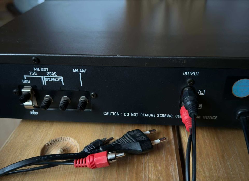 Technics FM/AM Stereo Tuner ST-Z11