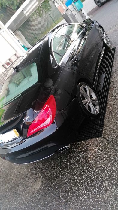Mercedes-Bens Cla 220 cdi