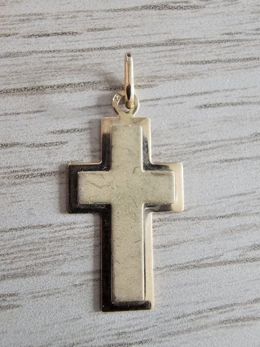 Cruz ouro 9 kilates