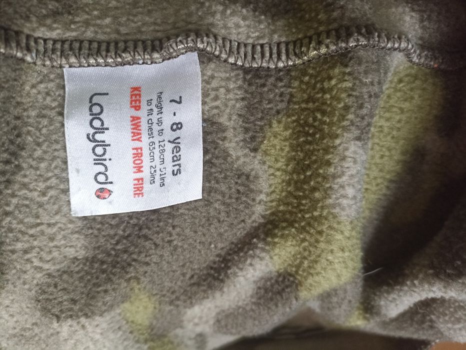 Bluza polarowa moro dla chłopca r. 128