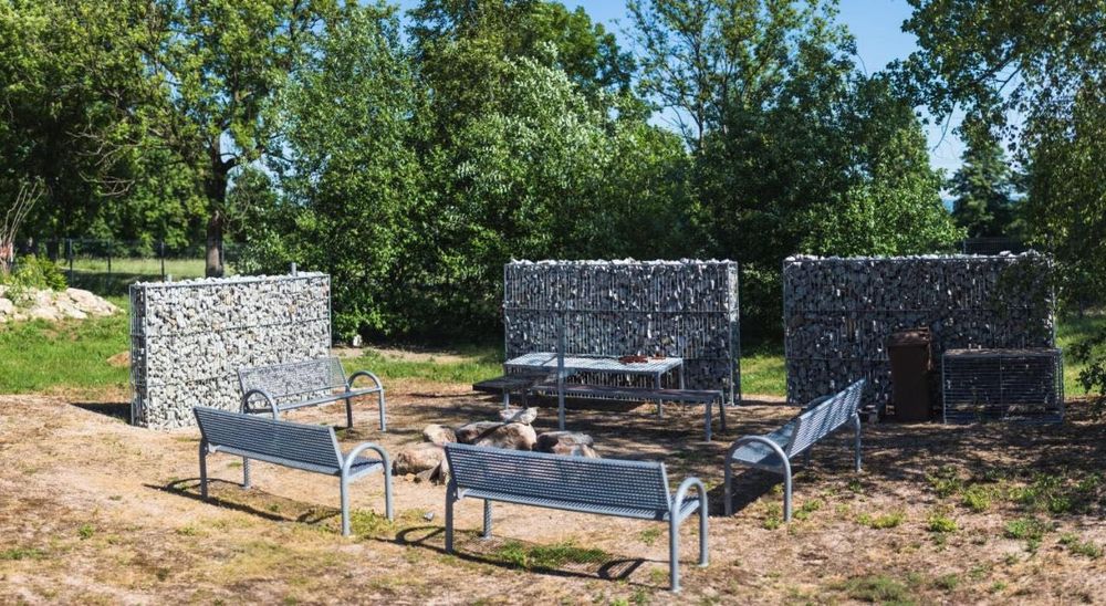 Domki Platan góry Karpacz Jacuzzi Sauna Integracje wakacje panieńskie kawalerskie basen balia ślub