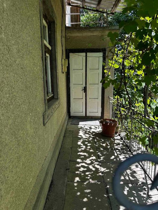 Продається будинок з меблями та побутовою технікою