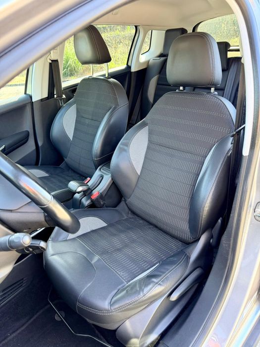 Peugeot 2008 1.2 PureTech 110 - Allure