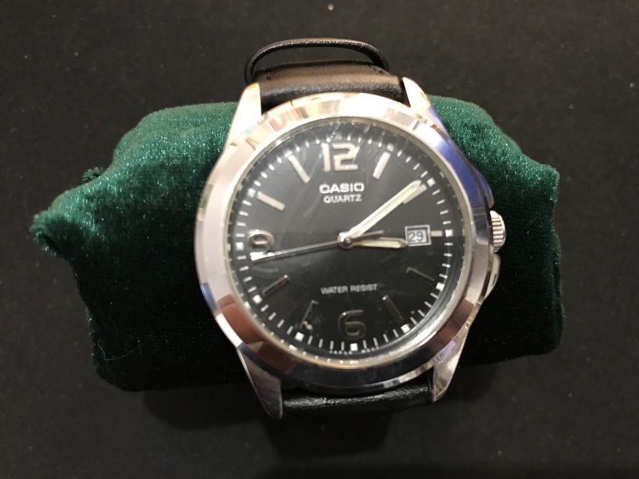 Часы кварцевые Casio
