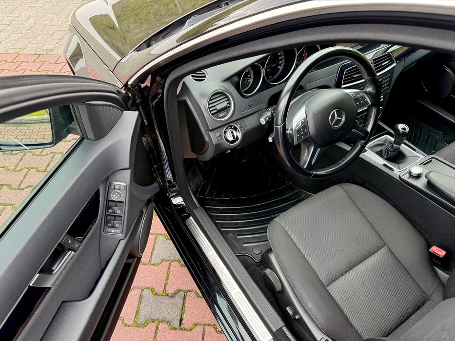 2013 Mercedes-Benz C 200d