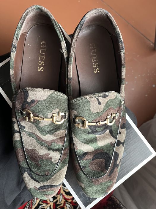 Мужские лоферы Guess оригинал. Туфли замшевые. Мокасины камуфляж