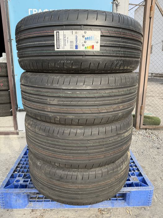 255/50 r21 Bridgestone Alenza 001 НОВАЯ