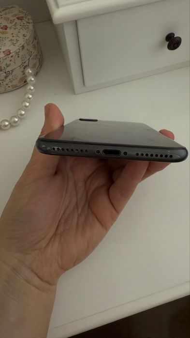 iPhone 8 Plus 64 ГБ