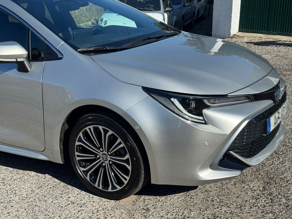 Toyota Corolla 1.8 Hybrid Exclusive