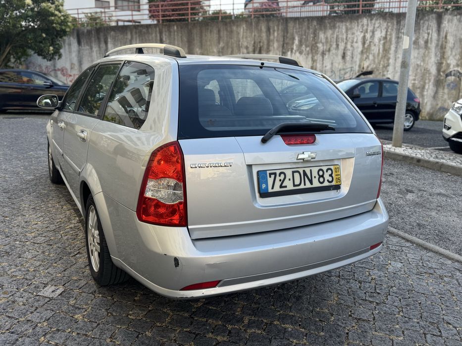 Chevrolet Nubira 1.6 gasolina com 150.000 mil km em bom estado geral.