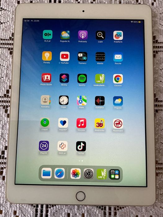 iPad本体 iPad 5 A1823 Apple A1823 iPad5 2017年モデル iPad 本体 第五世代 タブレット