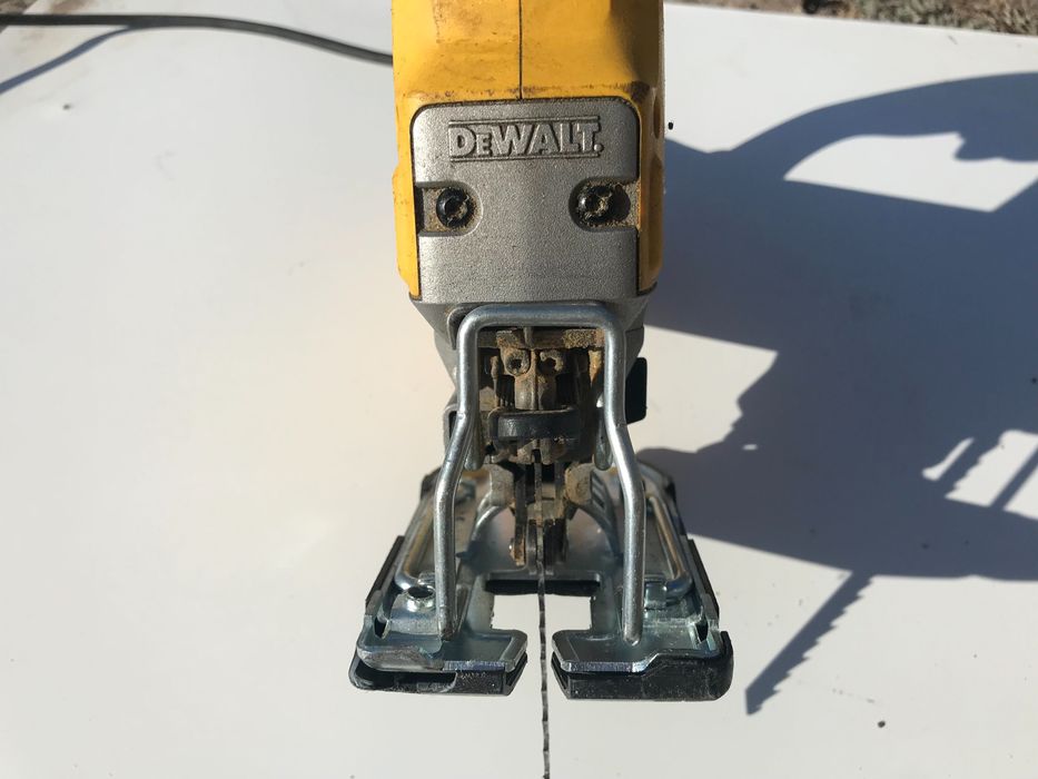 Dewalt DW341-QS Serra tico-tico
