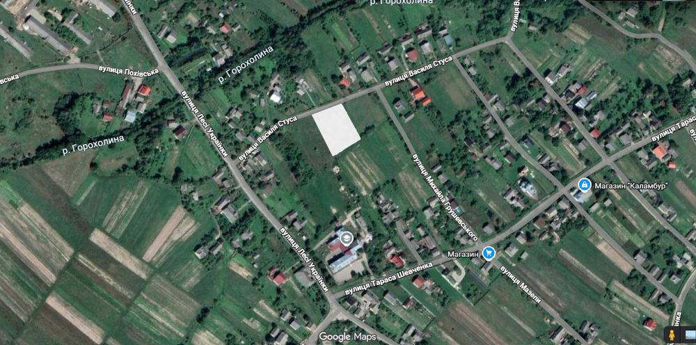 Продається земельна ділянка в с. Забережжя, 18,5 соток, під будівництво світло газ будинки