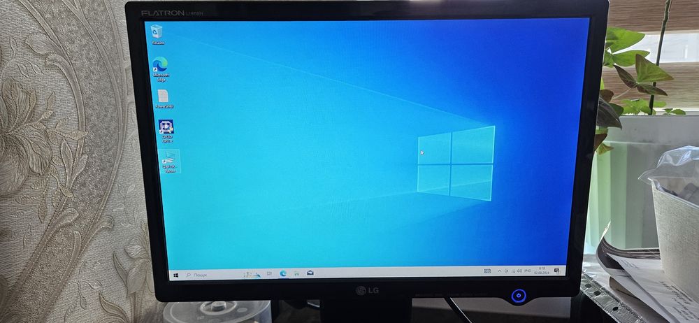 Стаціонарний комп'ютер на Intel core I3 540 оперативна 8 Гб.