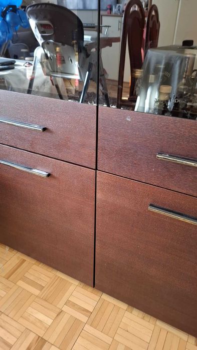 Przeszklona witryna/regał /komoda