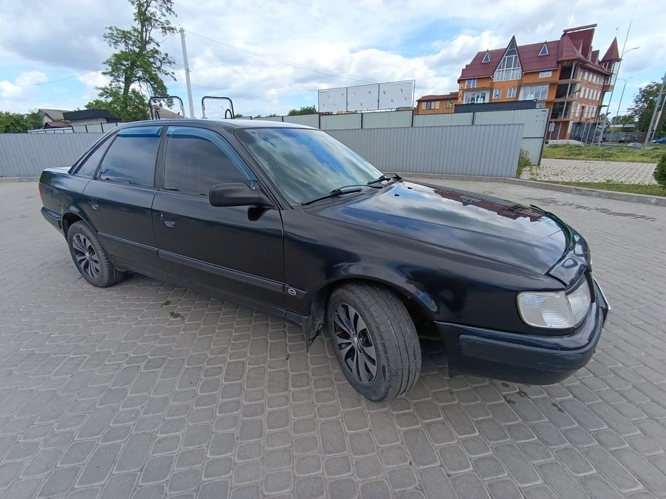 Продам Ауді 100 С4