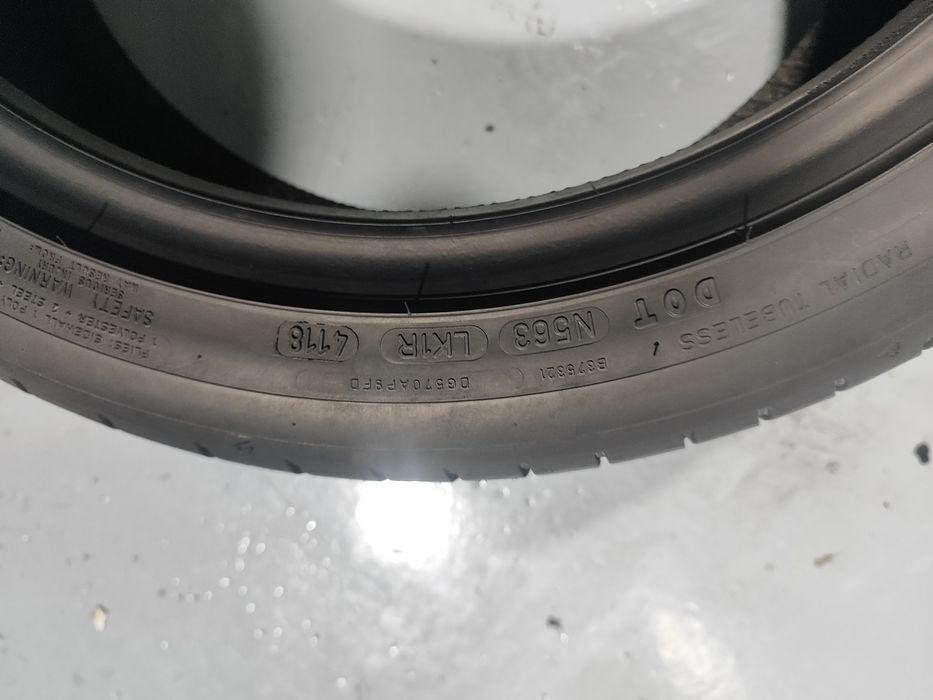 2 pneus semi novos 215-45R17 Dunlop - Oferta dos portes