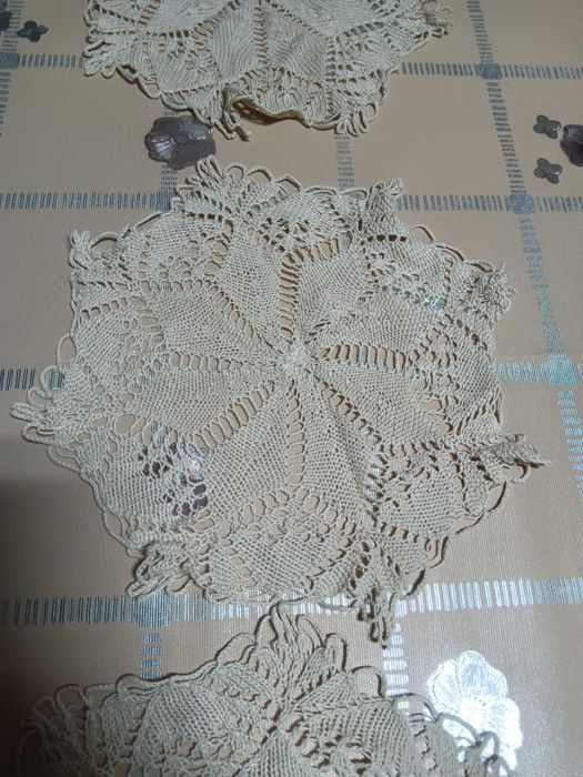 Conjunto de três naprons rosa