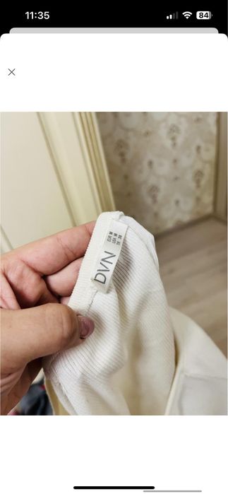 Топ білий з зав’язками