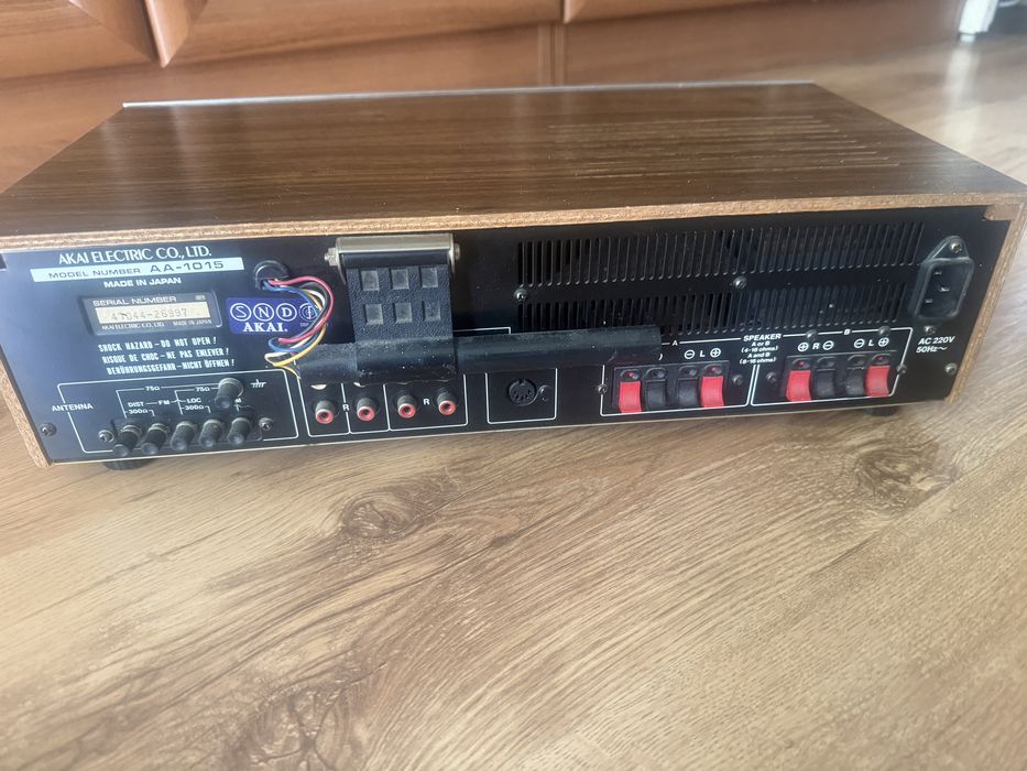 Amplituner Akai AA-1015 oryginał sprawny