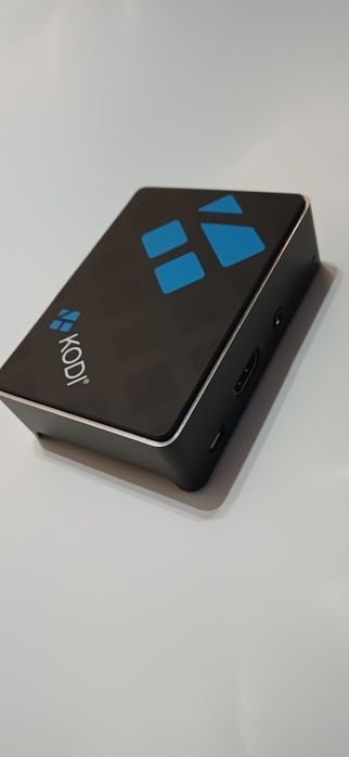 Raspberry PI 3 B *  KODI  *