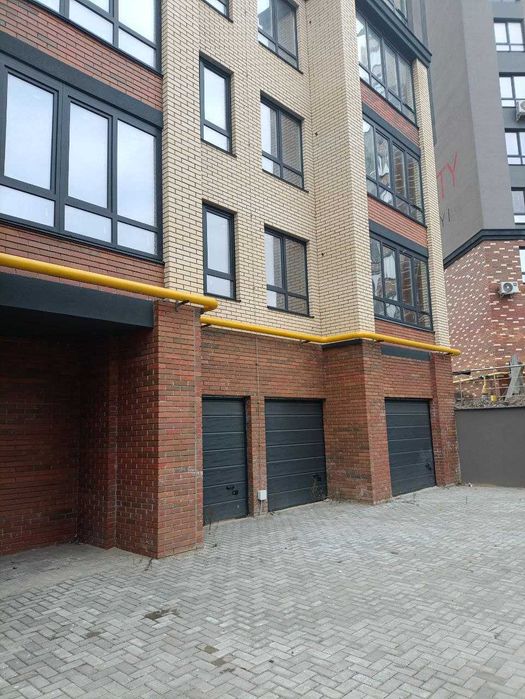 Простора 1-но кімнатна квартира в ЖК Гранд Сіті Домбровський