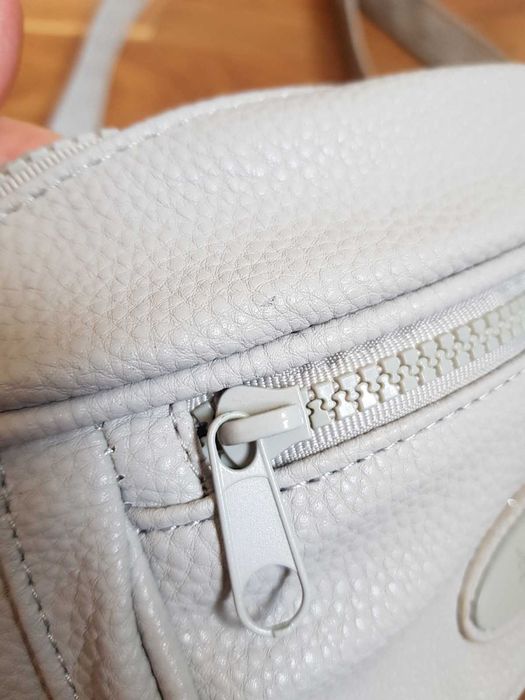 Męska torebka nerka BoohooMan szara sztuczna skóra saszetka elegancka