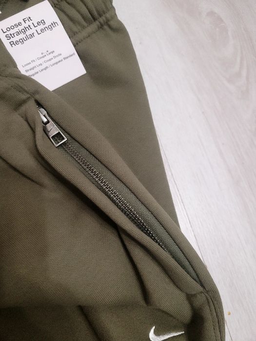 Штани NIKE SOLO SWOOSH Fleece нові original