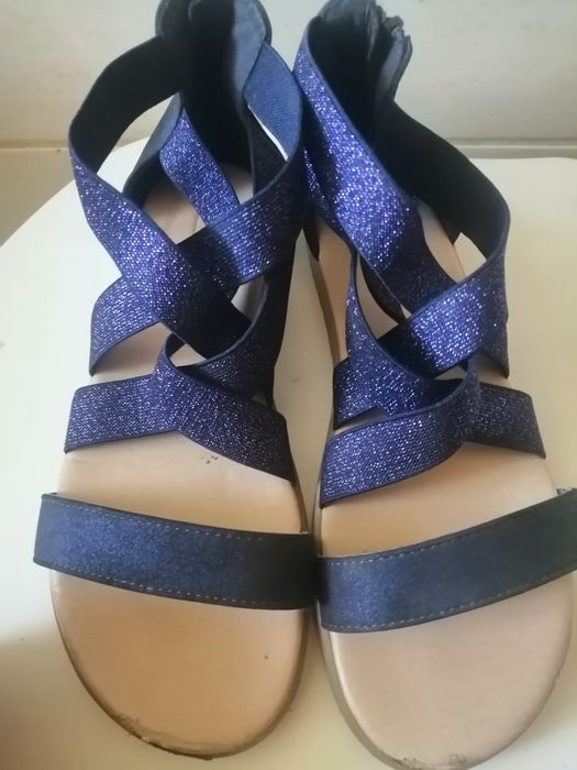 Sandały dziecięce rozm 35, DEICHMANN