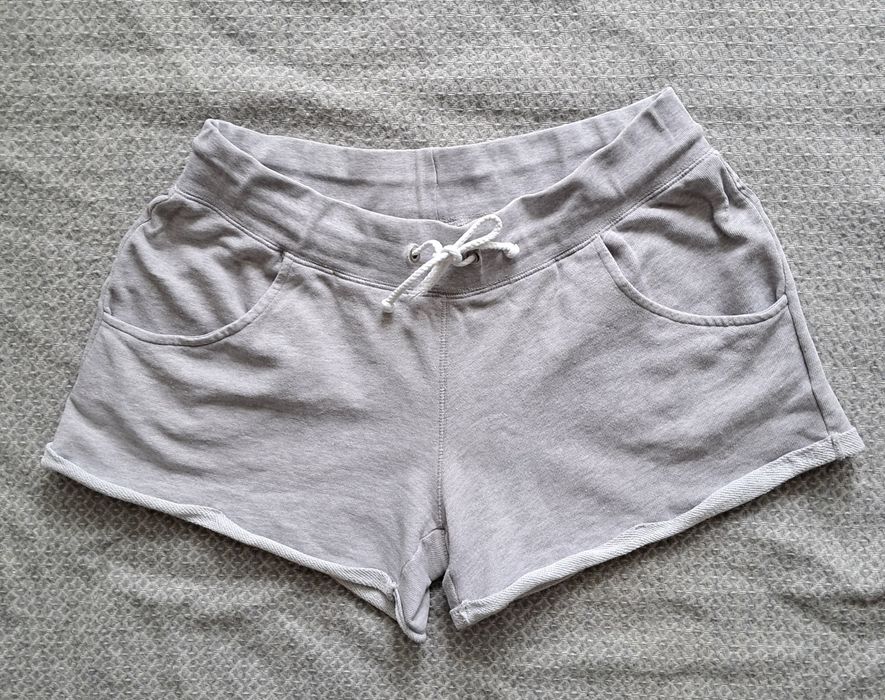 Szorty damskie dresowe, rozm. M, Esmara