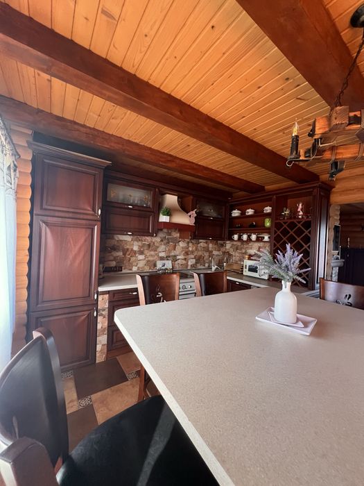 Продаж чудового будинку з неймовірним видом на місто!